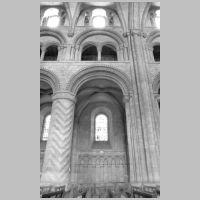 Durham Cathedral, photo by Heinz Theuerkauf,35.jpg